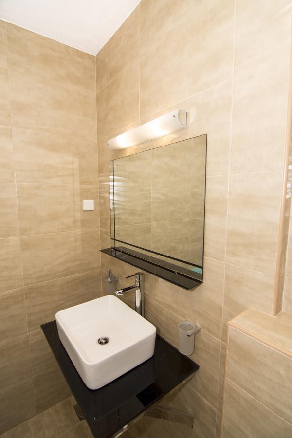 Ema Central Apartment Novi Sad Eksteriør billede